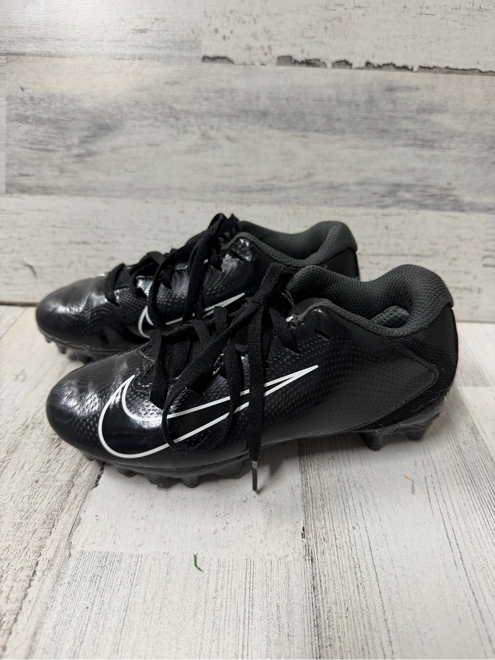 Nike Jr Soccer Cleats Black White Youth Size 1.5Y Firm Ground FG